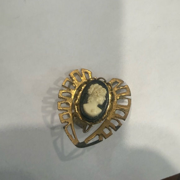 Elegant Mixed Color 9 Vintage clasp earrings-unmatched - Picture 4 of 16